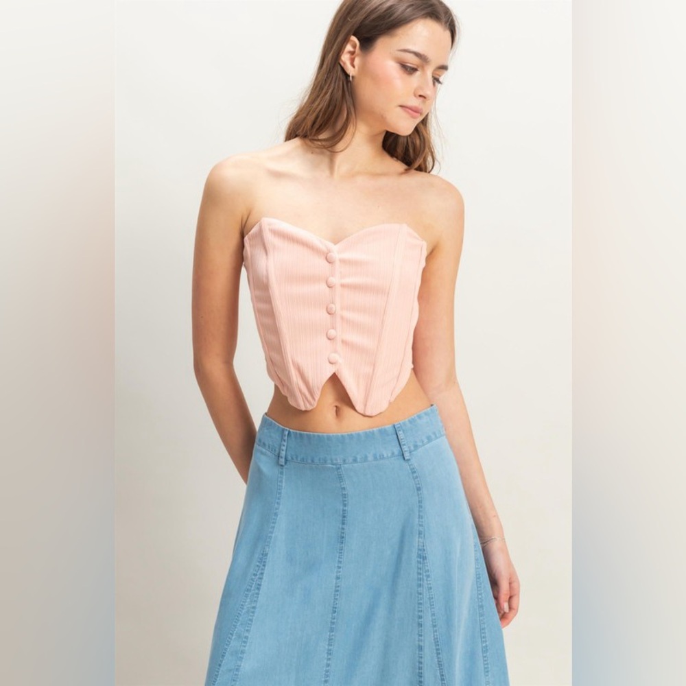 HYFVE Buttoned Front Strapless Knit Bustier Top